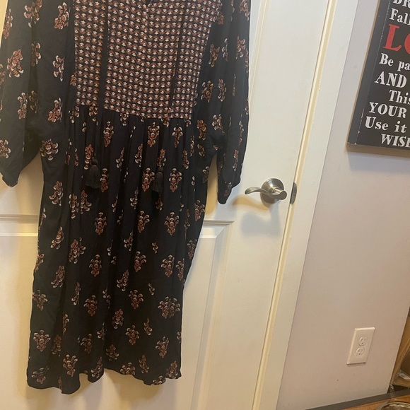 Knox Rose. NWT. Boho black printed baby doll whimsy goth dress. - Picture 3 of 10